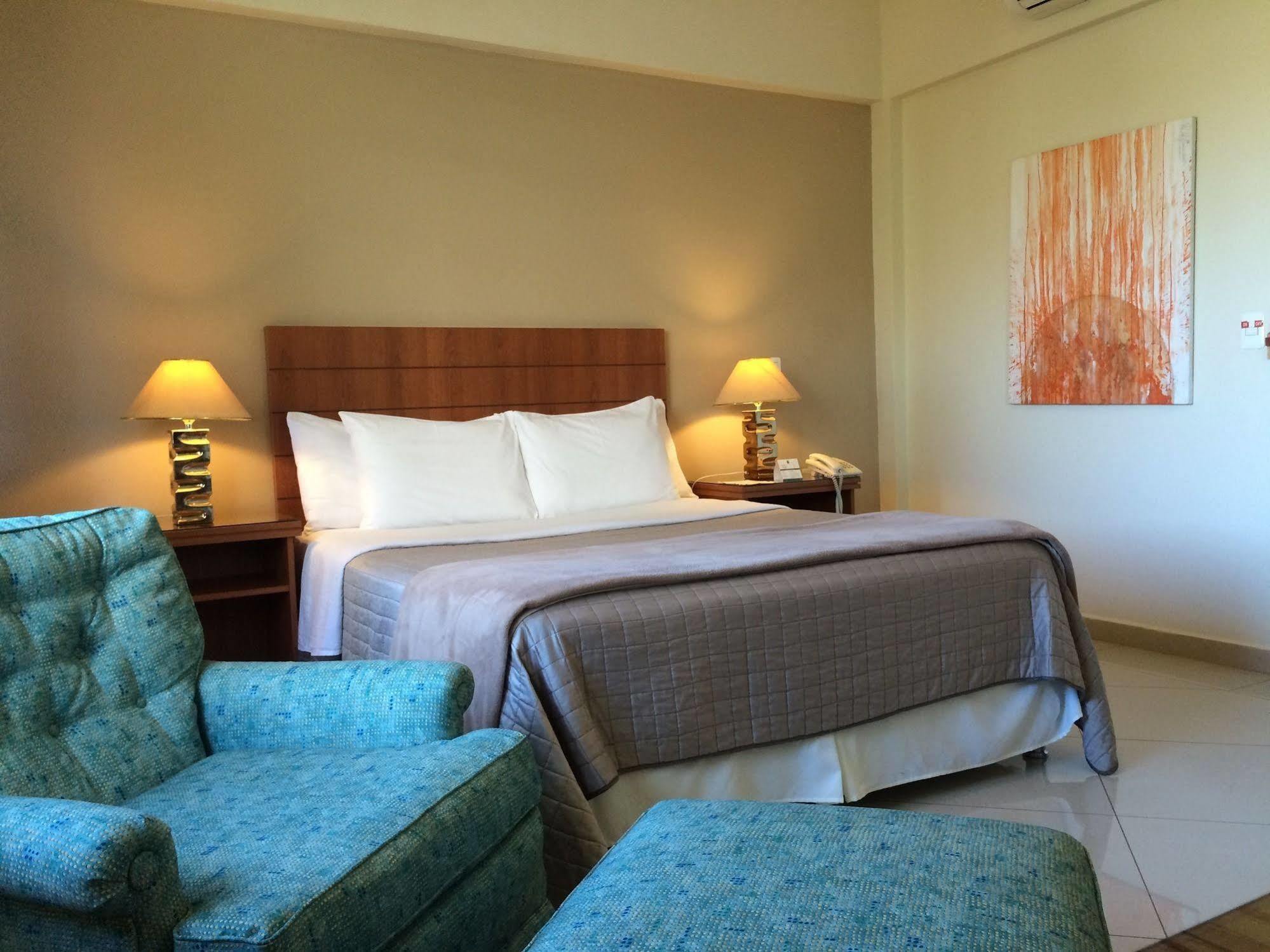 Convair Hotel 시우다드델에스테 외부 사진